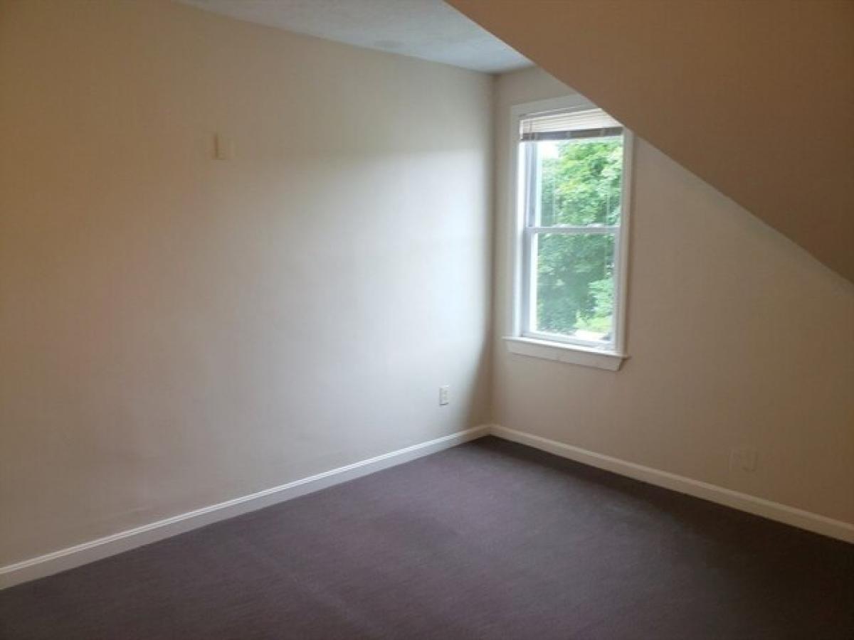 Picture of Apartment For Rent in Attleboro, Massachusetts, United States