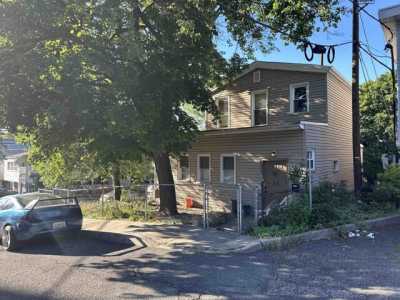 Home For Sale in North Bergen, New Jersey