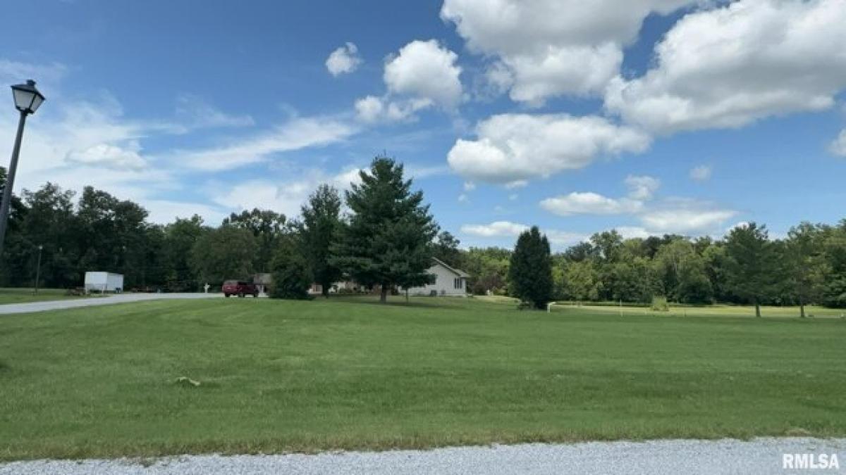 Picture of Residential Land For Sale in West Frankfort, Illinois, United States