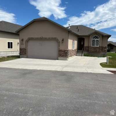 Home For Sale in Garden City, Utah