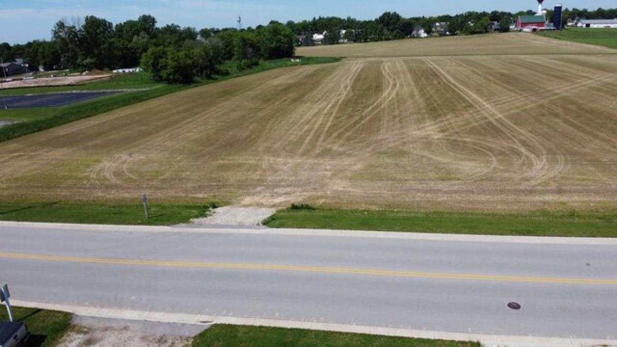 Picture of Residential Land For Sale in Lomira, Wisconsin, United States