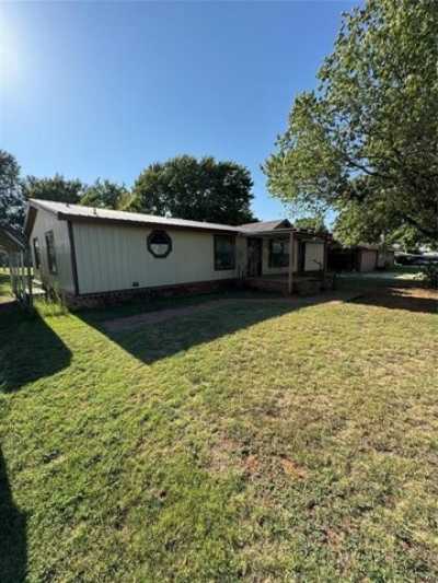 Home For Sale in Seiling, Oklahoma