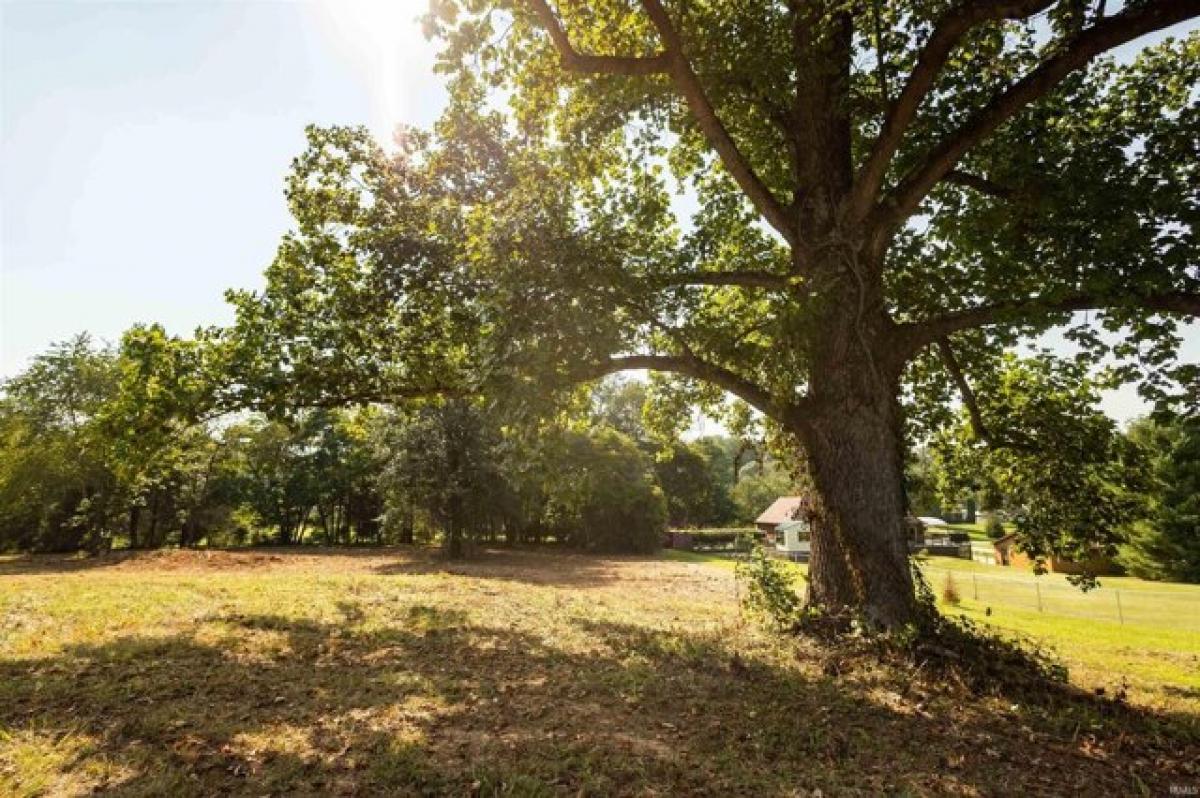 Picture of Residential Land For Sale in Bedford, Indiana, United States