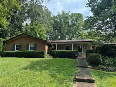 Home For Sale in Mount Airy, North Carolina