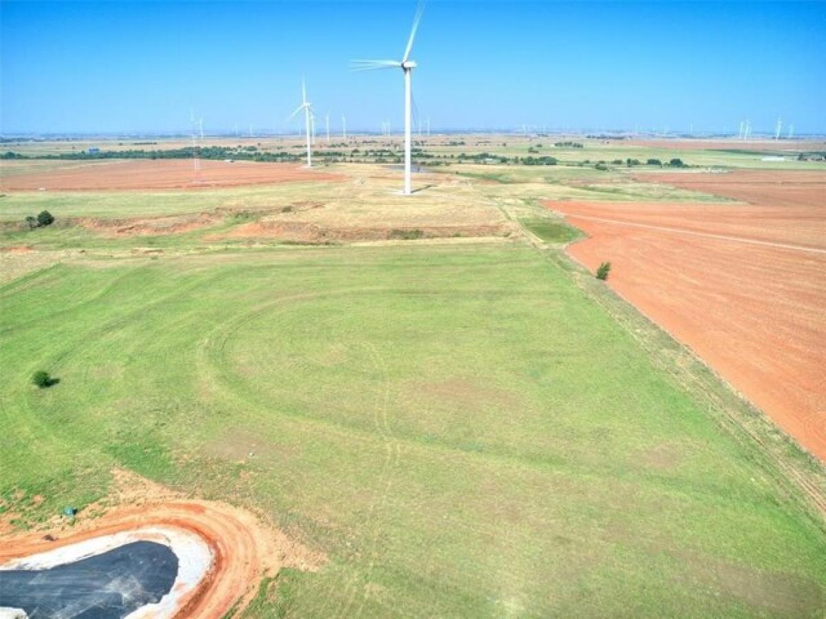 Picture of Residential Land For Sale in Tuttle, Oklahoma, United States