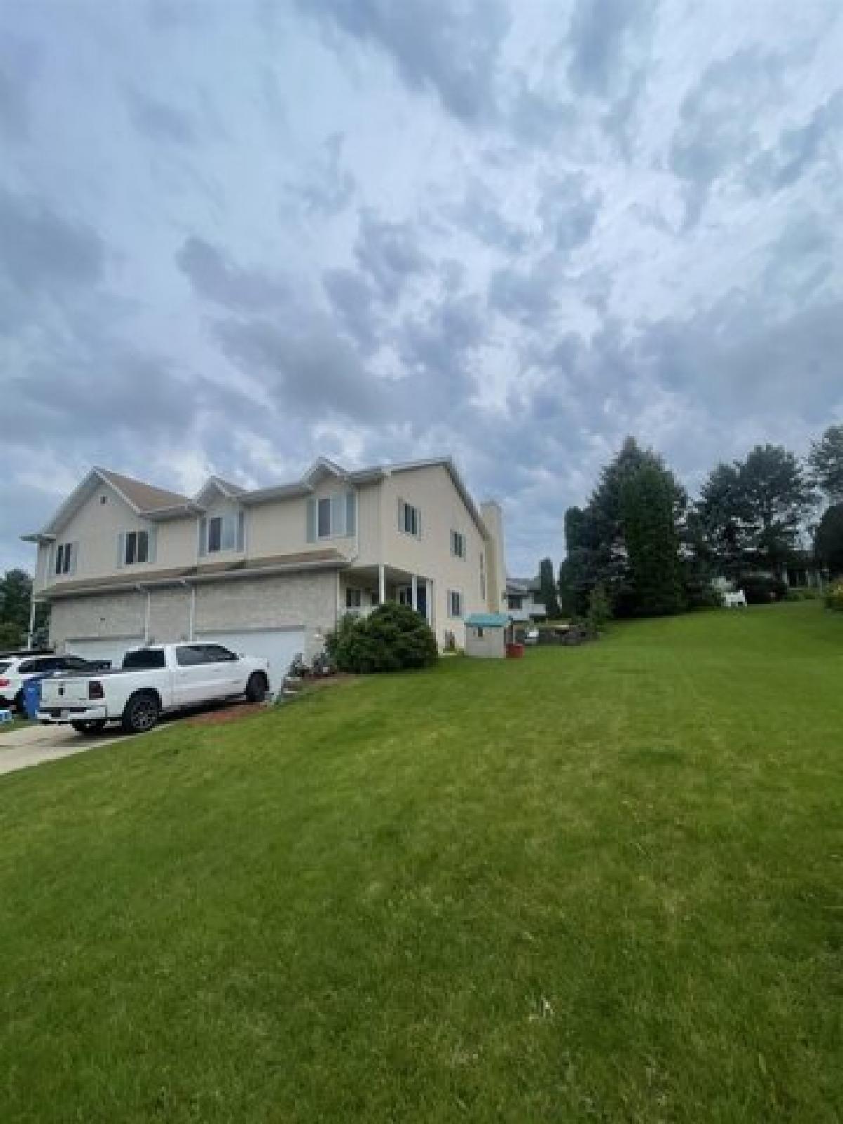 Picture of Home For Sale in Verona, Wisconsin, United States