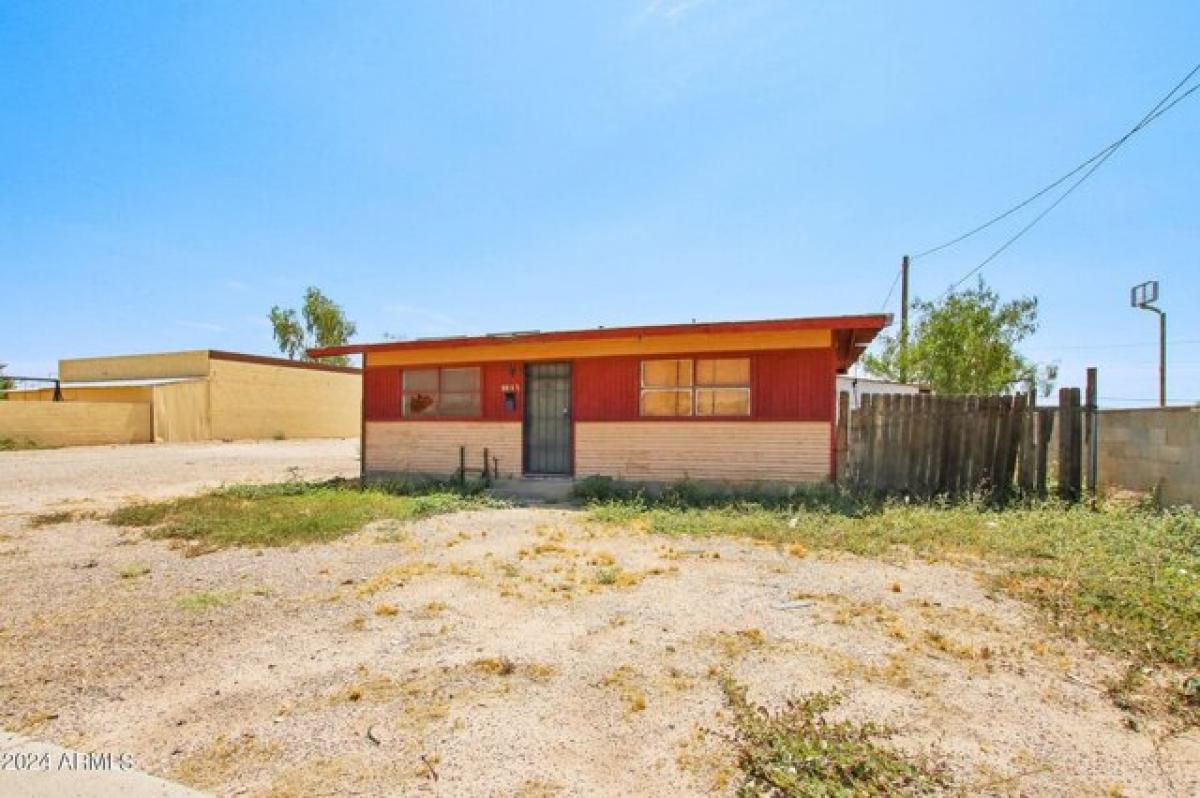 Picture of Home For Sale in Eloy, Arizona, United States