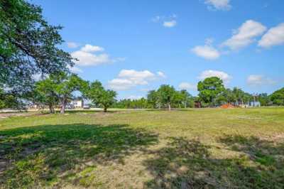 Home For Sale in Mountain Home, Texas