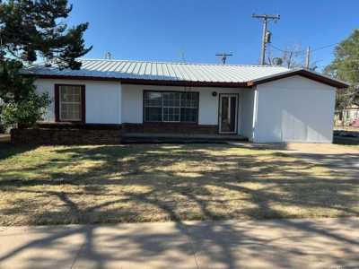 Home For Sale in Levelland, Texas