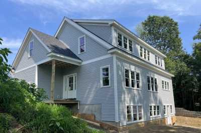 Home For Sale in Kittery, Maine