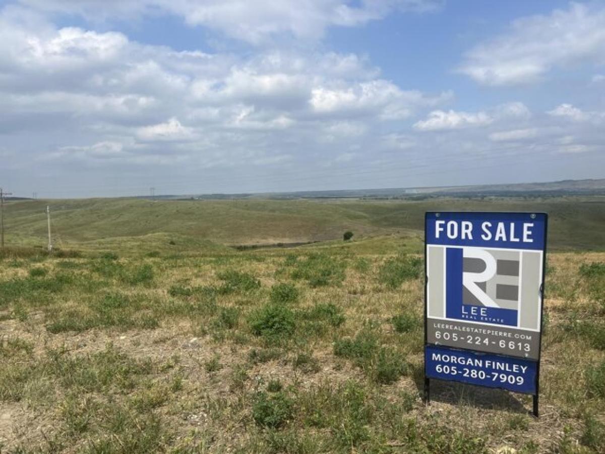 Picture of Residential Land For Sale in Fort Pierre, South Dakota, United States