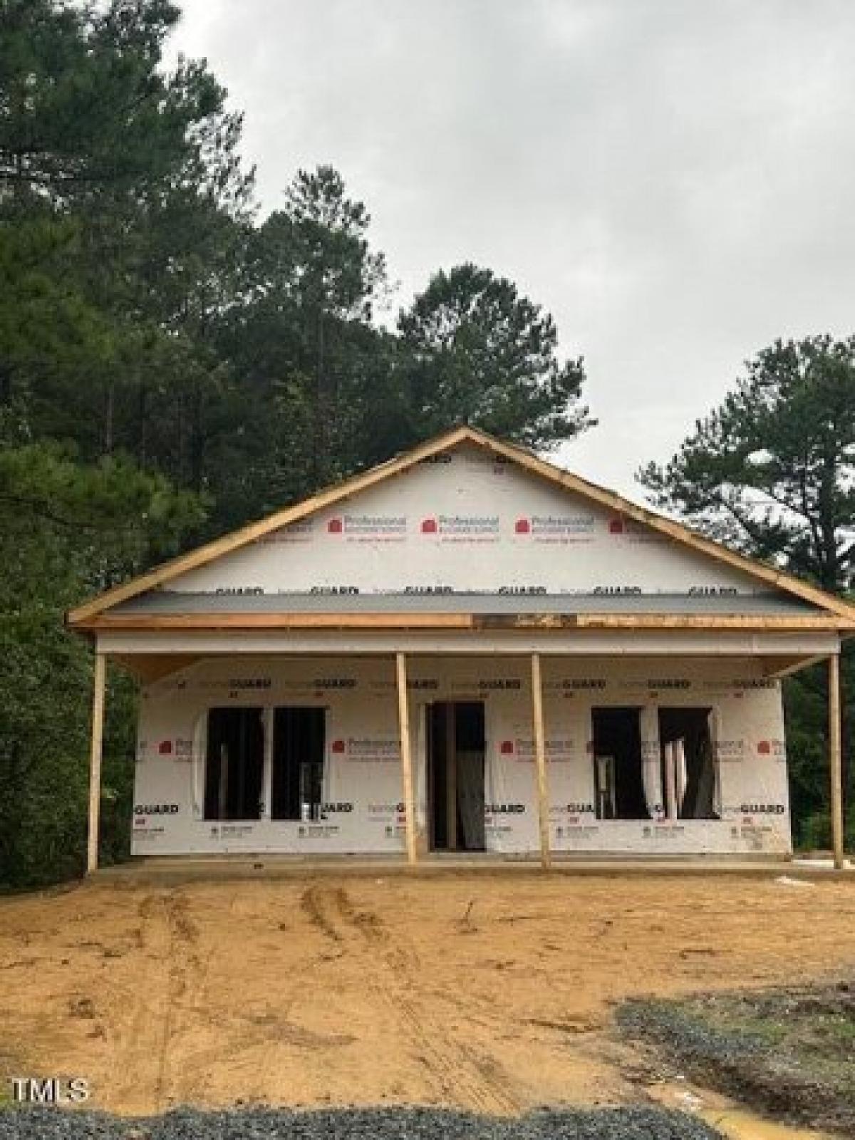 Picture of Home For Sale in Benson, North Carolina, United States