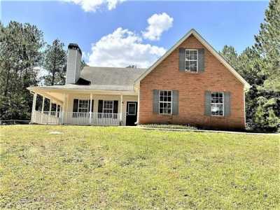 Home For Rent in Locust Grove, Georgia