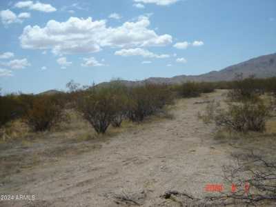 Residential Land For Sale in Aguila, Arizona