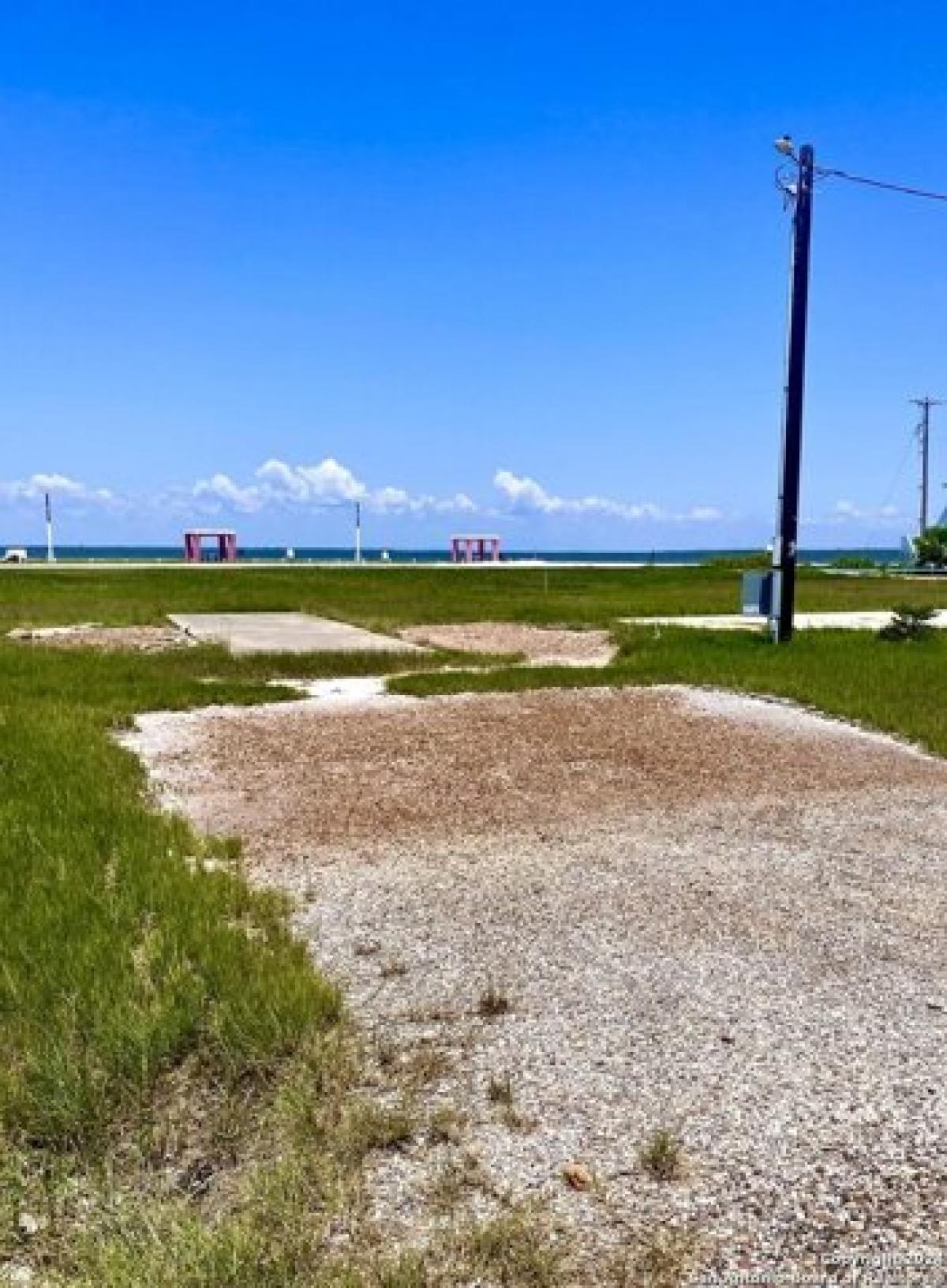 Picture of Residential Land For Sale in Port Lavaca, Texas, United States