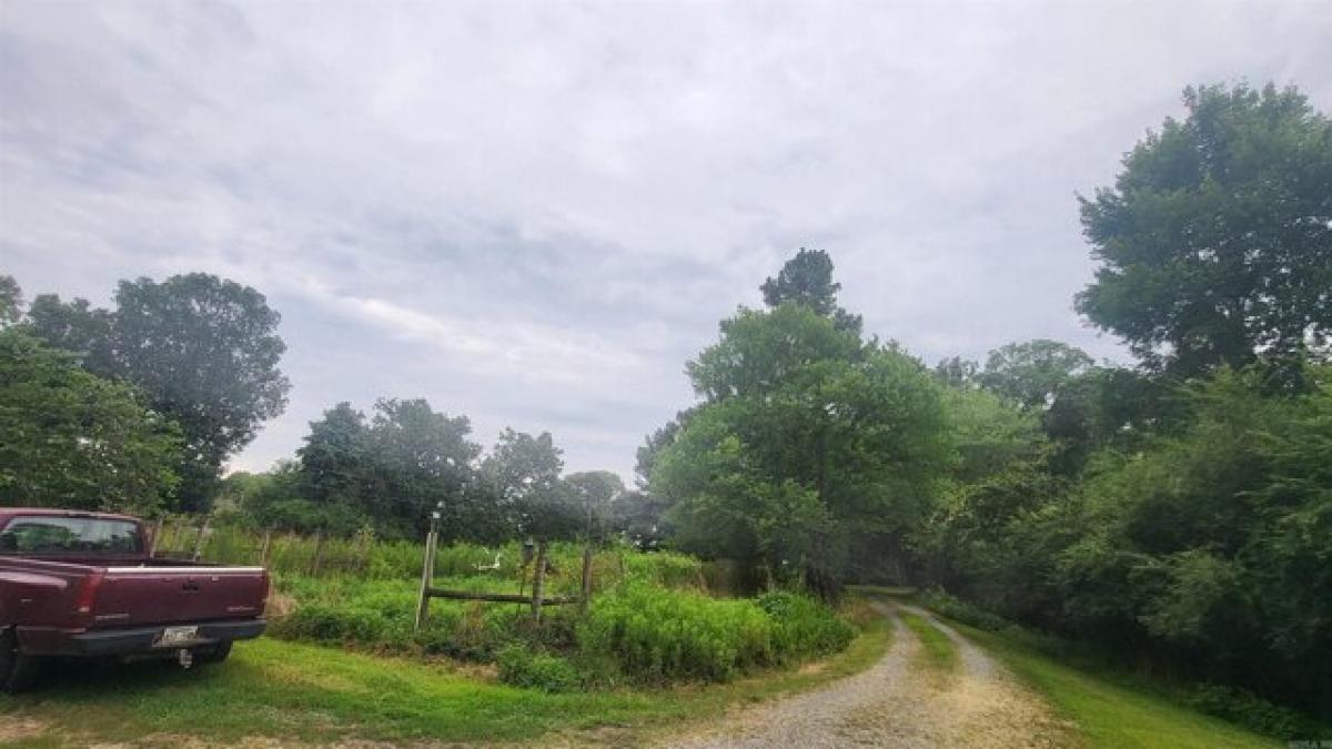 Picture of Residential Land For Sale in Wickes, Arkansas, United States