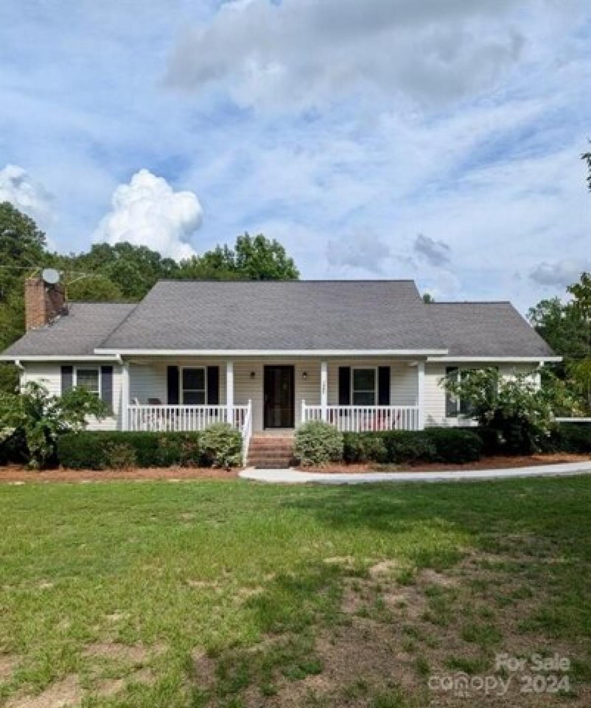 Picture of Home For Sale in Pageland, South Carolina, United States