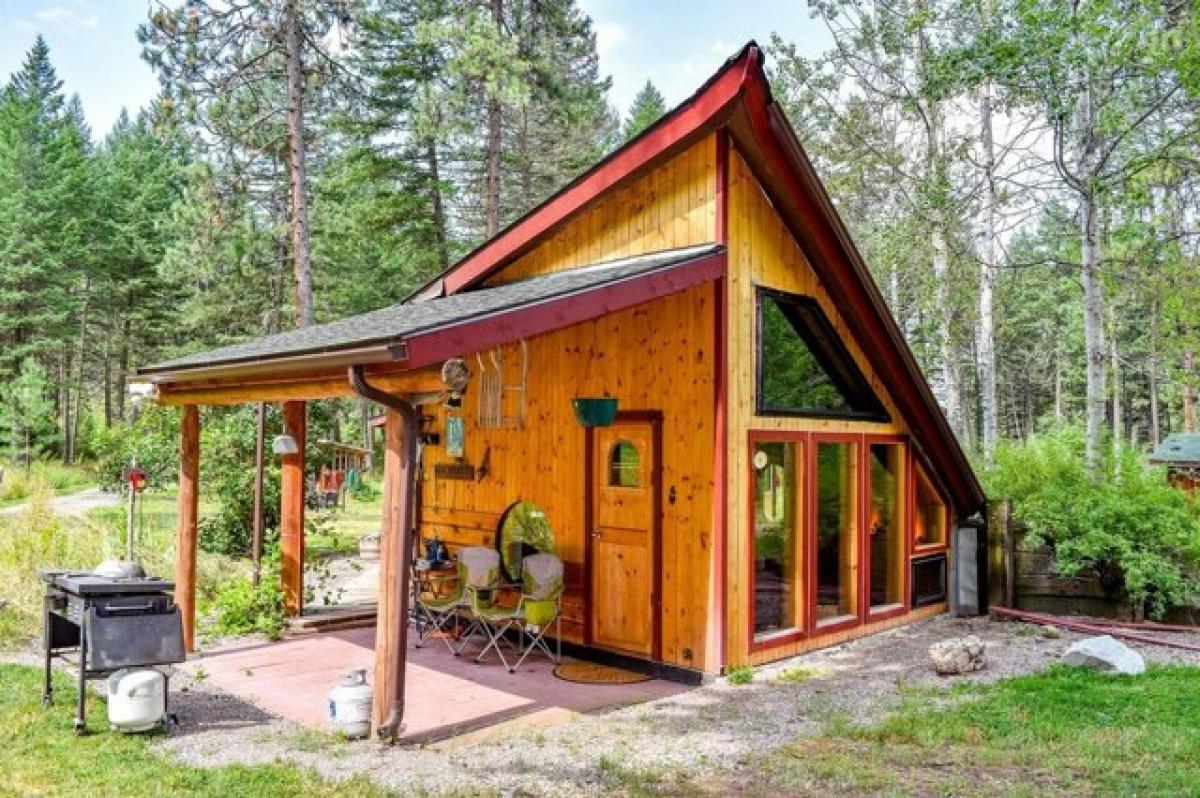 Picture of Home For Sale in Saint Ignatius, Montana, United States