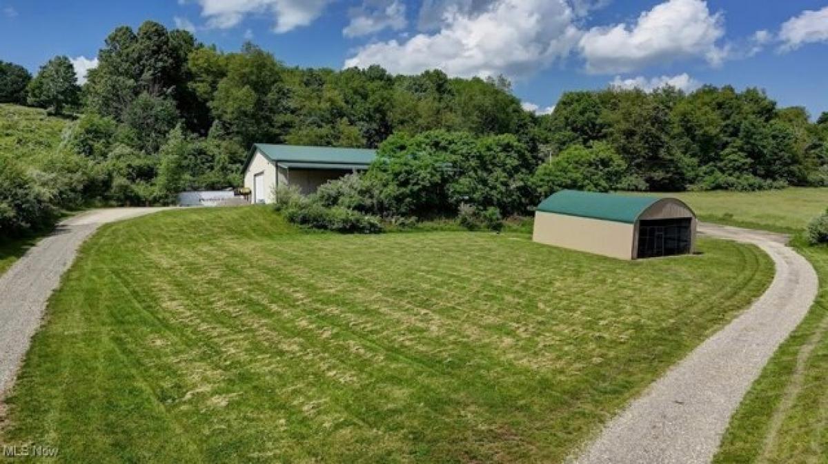 Picture of Home For Sale in Mineral City, Ohio, United States