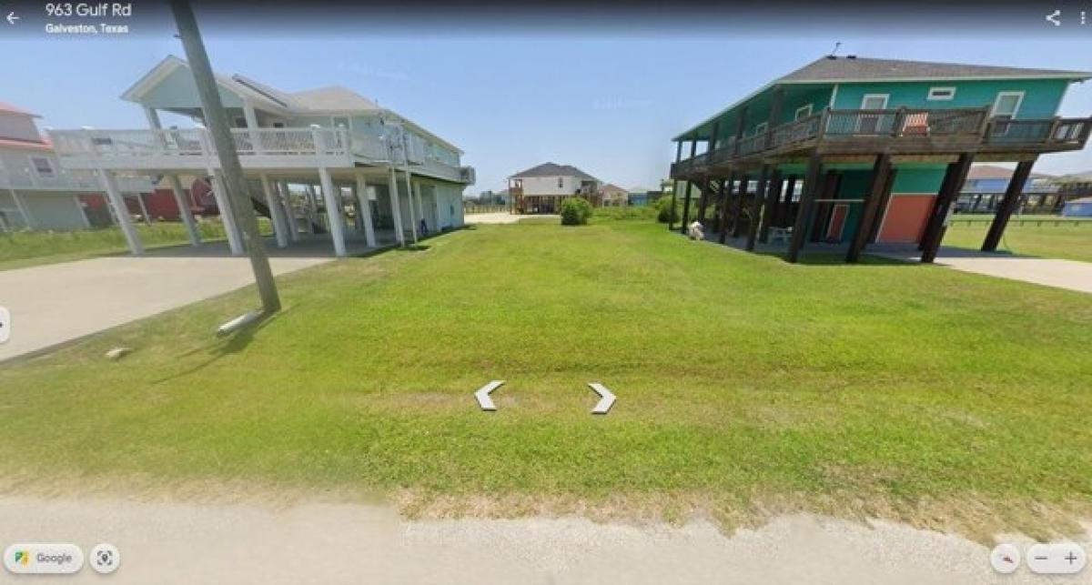 Picture of Residential Land For Sale in Crystal Beach, Texas, United States