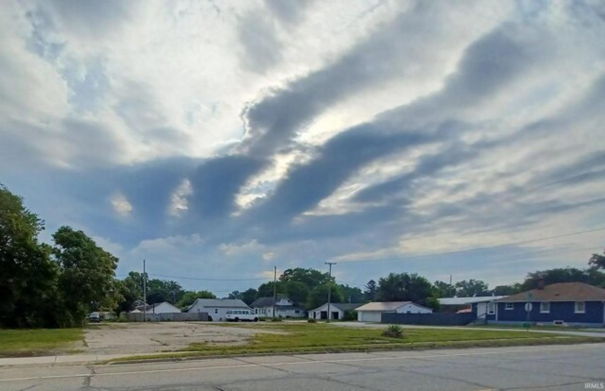 Picture of Residential Land For Sale in Elkhart, Indiana, United States