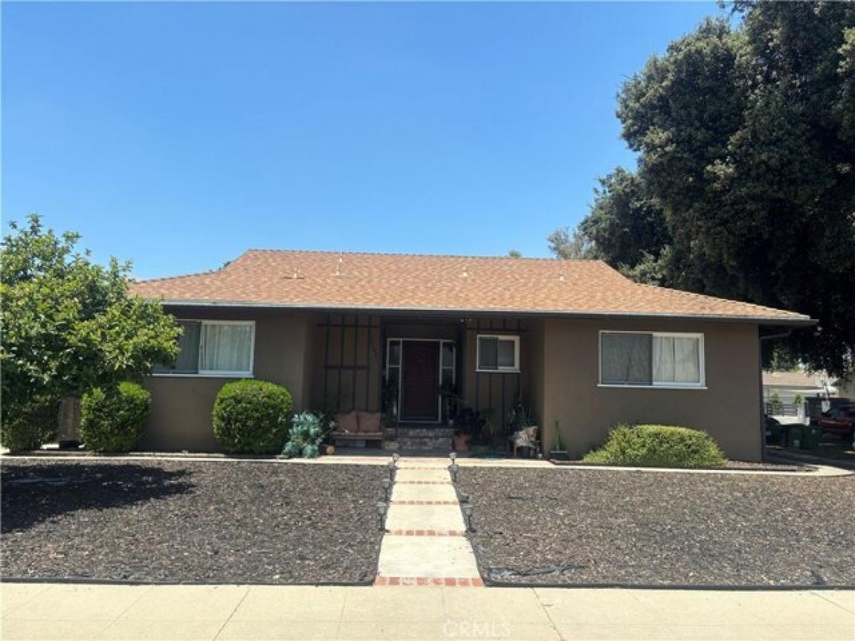 Picture of Home For Sale in Canoga Park, California, United States