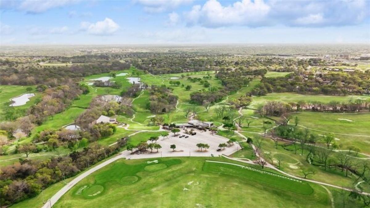 Picture of Home For Sale in Sachse, Texas, United States