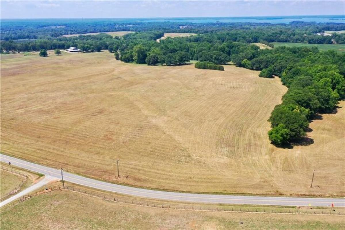 Picture of Residential Land For Sale in Starr, South Carolina, United States