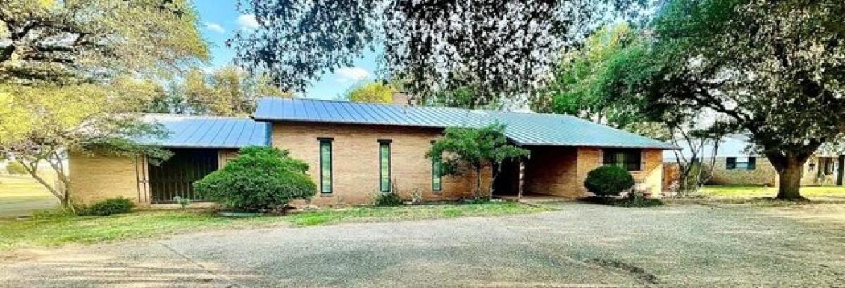 Picture of Home For Sale in Colorado City, Texas, United States