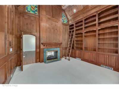 Home For Sale in Oak Brook, Illinois