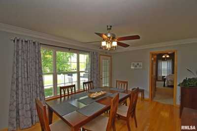 Home For Sale in Germantown Hills, Illinois