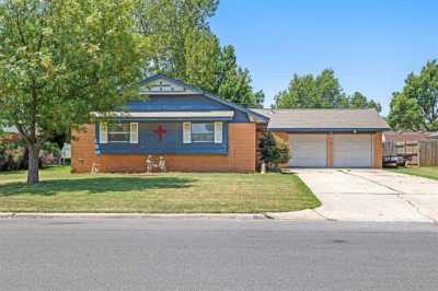 Home For Sale in El Reno, Oklahoma