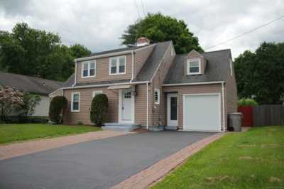 Home For Sale in Bristol, Connecticut