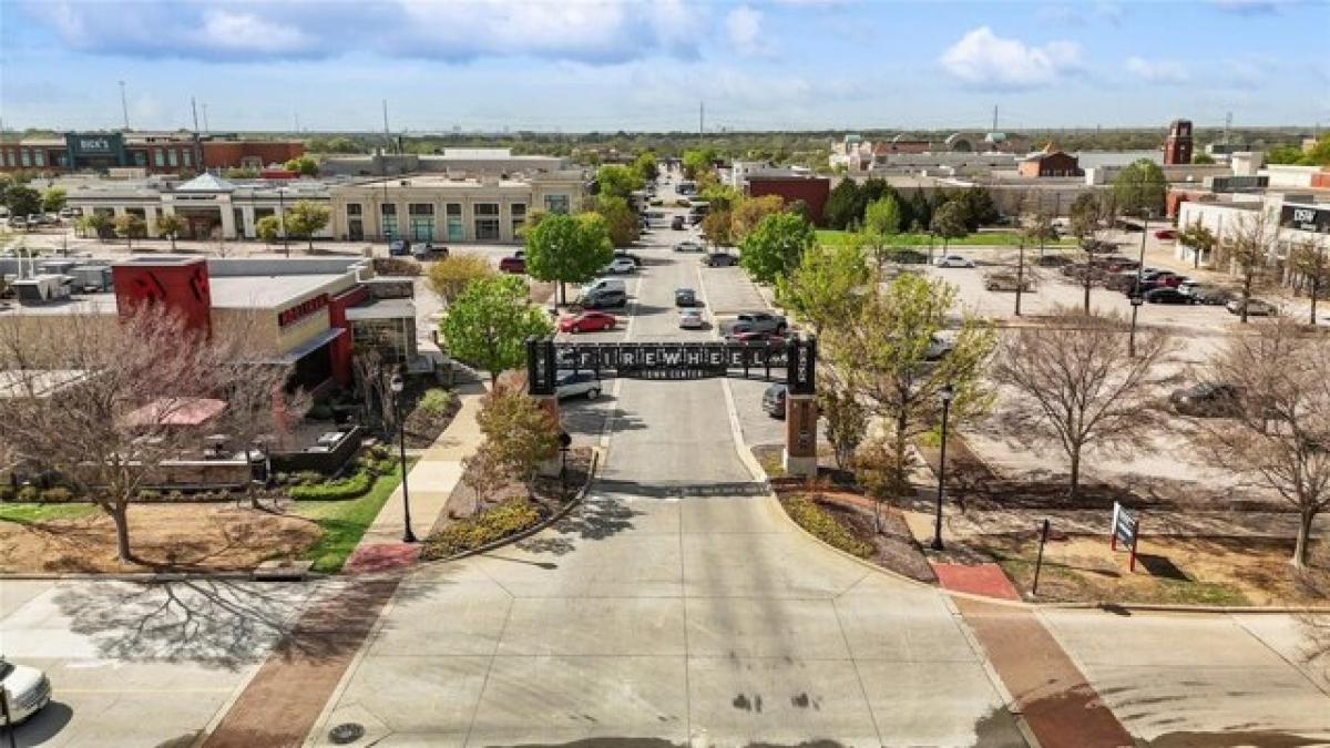 Picture of Home For Sale in Sachse, Texas, United States