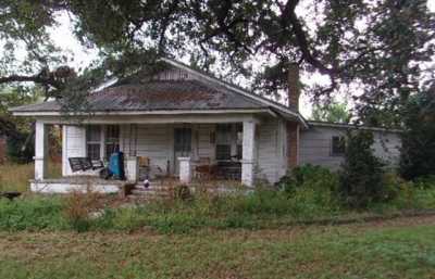 Home For Sale in Iron City, Georgia