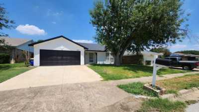 Home For Rent in Watauga, Texas