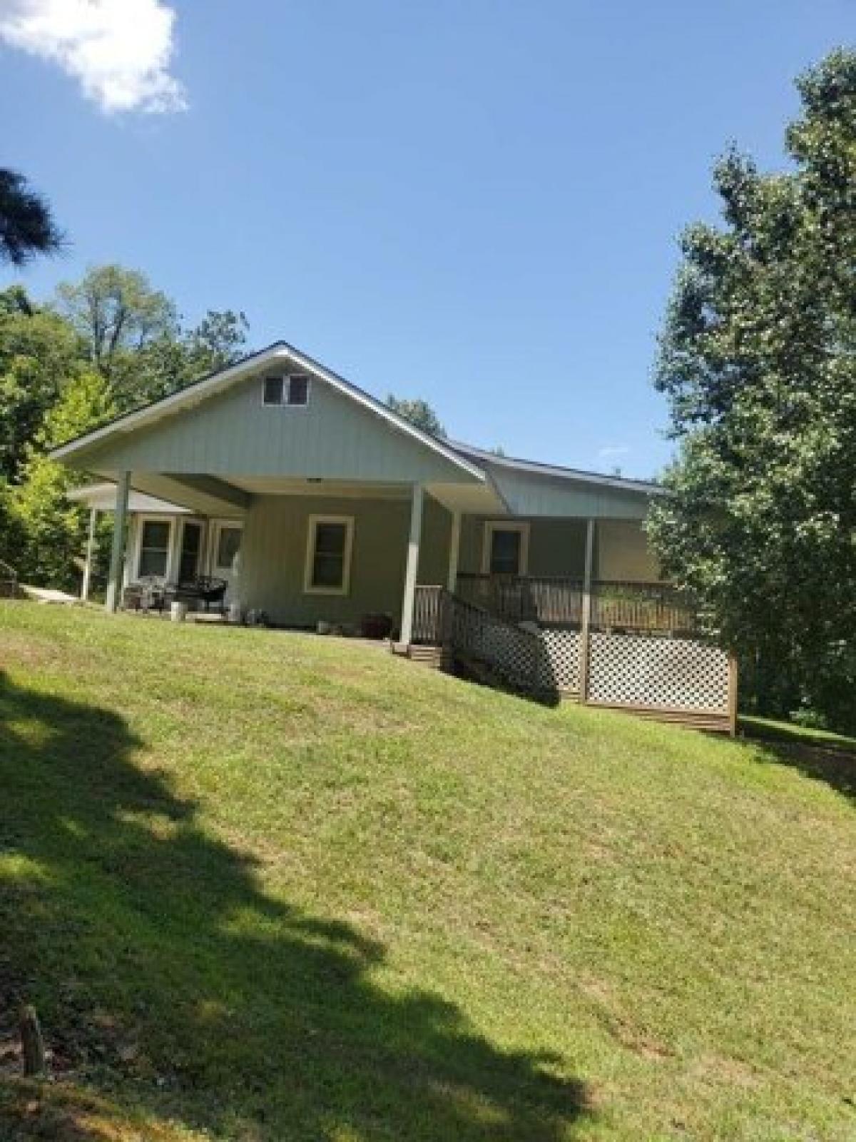 Picture of Home For Sale in Mena, Arkansas, United States