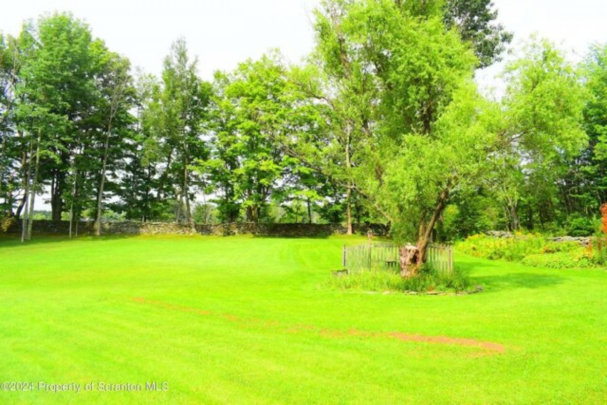 Picture of Home For Sale in Thompson, Pennsylvania, United States