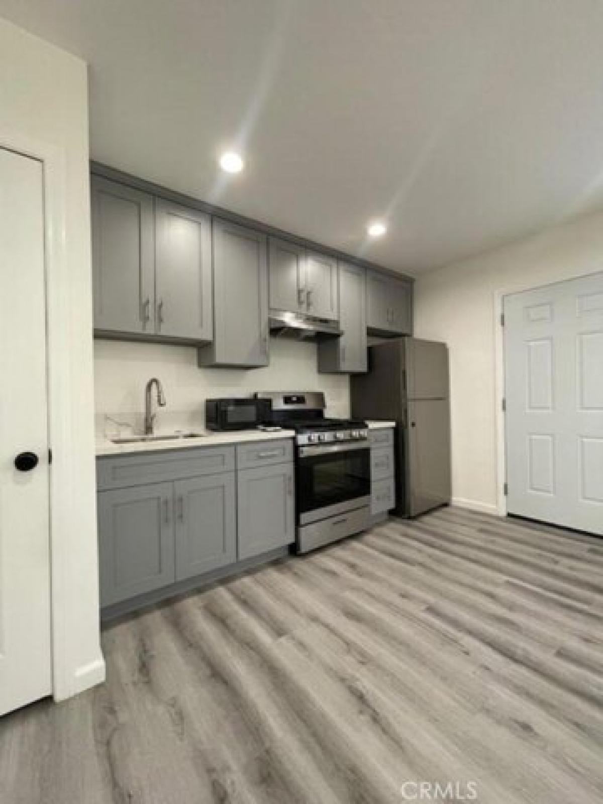 Picture of Apartment For Rent in Mission Hills, California, United States