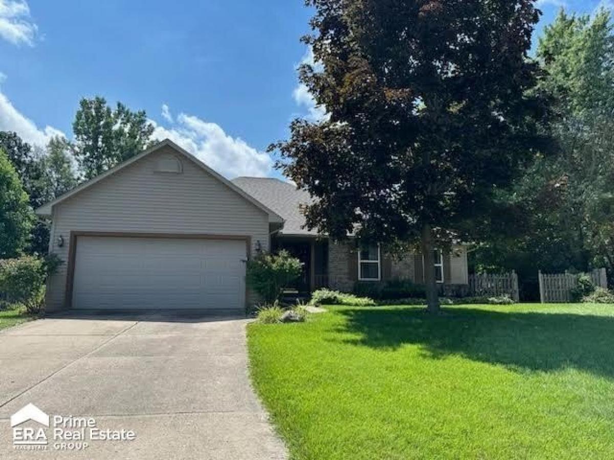 Picture of Home For Sale in Grand Blanc, Michigan, United States