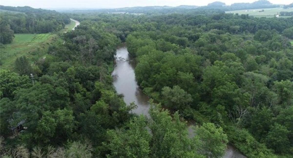 Picture of Residential Land For Sale in Mondovi, Wisconsin, United States