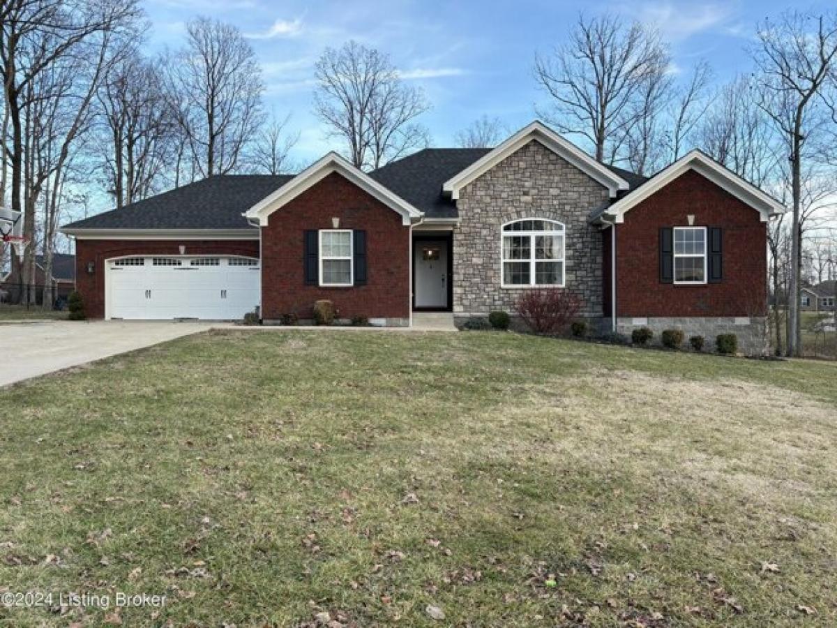 Picture of Home For Sale in Coxs Creek, Kentucky, United States