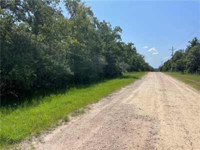 Residential Land For Sale in Snook, Texas