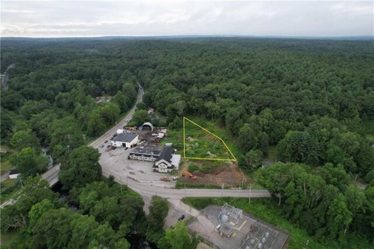 Picture of Residential Land For Sale in Coventry, Rhode Island, United States