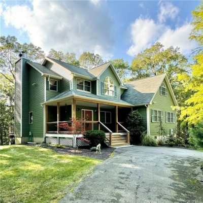 Home For Sale in Monroe, New York