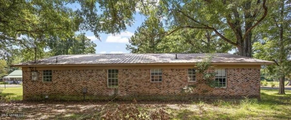 Picture of Home For Sale in Stonewall, Mississippi, United States