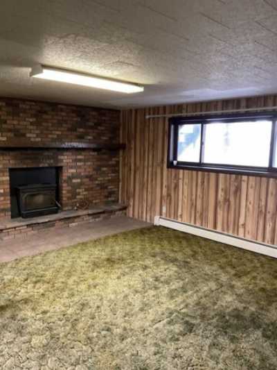 Home For Sale in Glendive, Montana