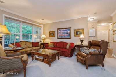 Home For Sale in Manalapan, New Jersey