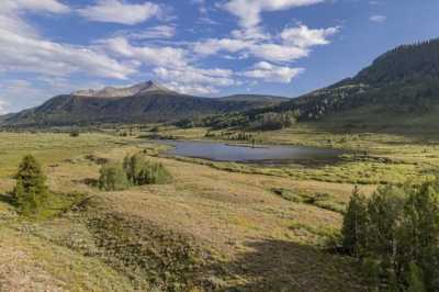 Residential Land For Sale in Crested Butte, Colorado