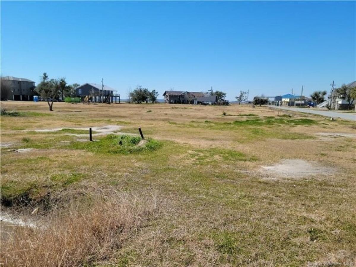 Picture of Residential Land For Sale in Lake Charles, Louisiana, United States